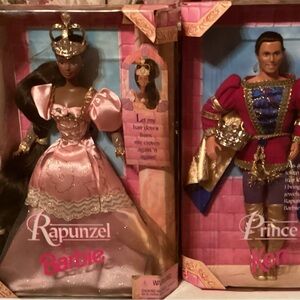 RAPUNZEL AND THE PRINCE DOLL SET